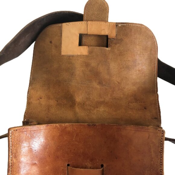 🌻host pick🌼 Vintage 70s distressed rectangle shaped leather shoulder bag purse - Picture 10 of 16